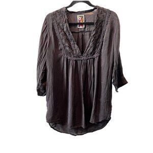 Johnny Was embroidered tunic length blouse